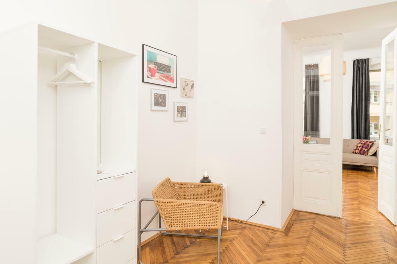 Spittelau Chillout Lounge Spacious Bright Contactless Selfcheckin Wina Bagian luar foto