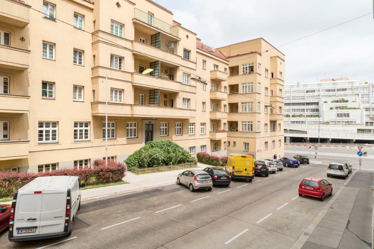 Spittelau Chillout Lounge Spacious Bright Contactless Selfcheckin Wina Bagian luar foto