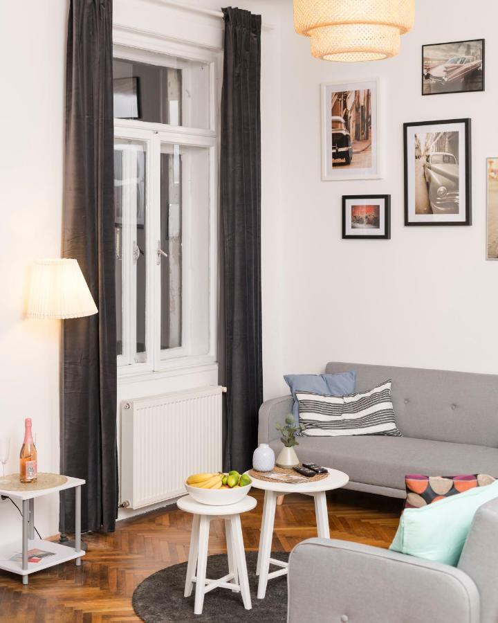 Spittelau Chillout Lounge Spacious Bright Contactless Selfcheckin Wina Bagian luar foto