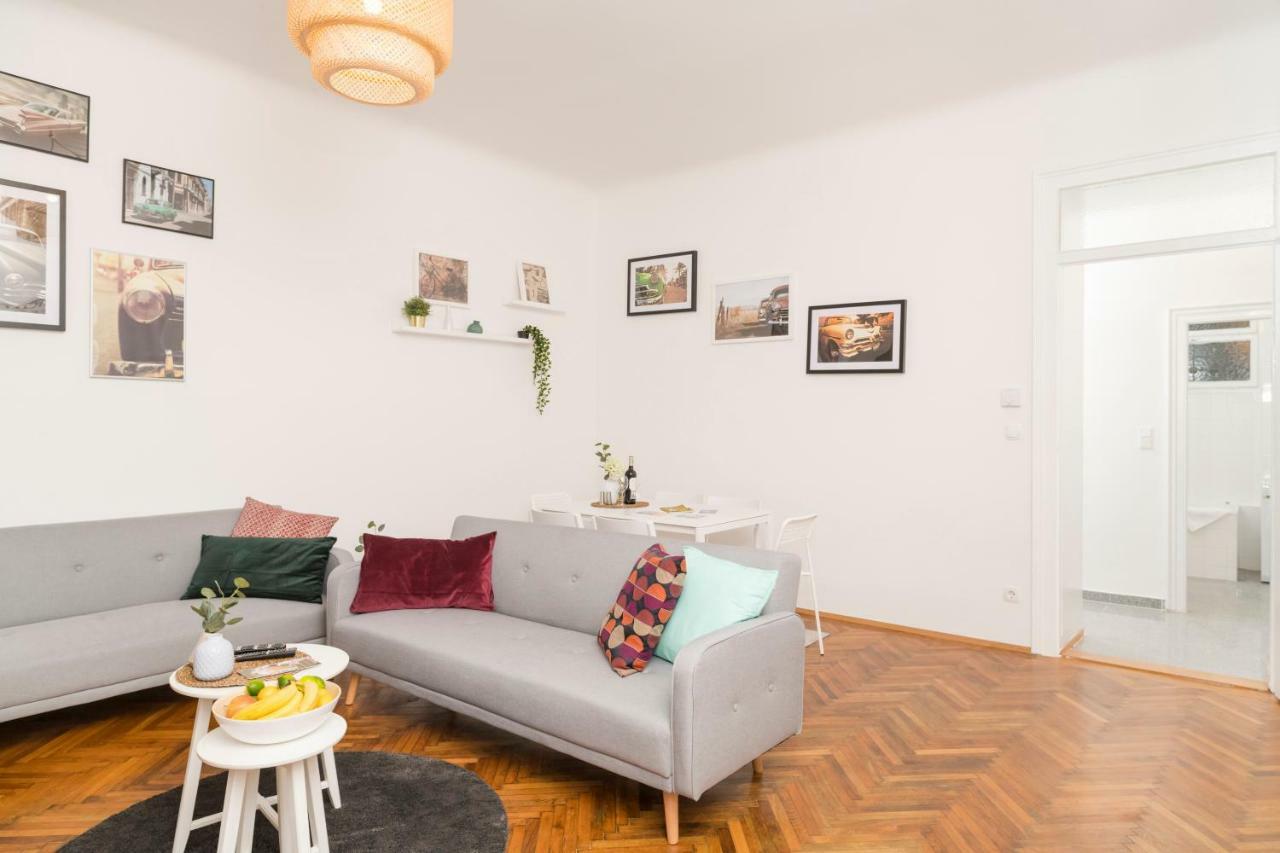 Spittelau Chillout Lounge Spacious Bright Contactless Selfcheckin Wina Bagian luar foto